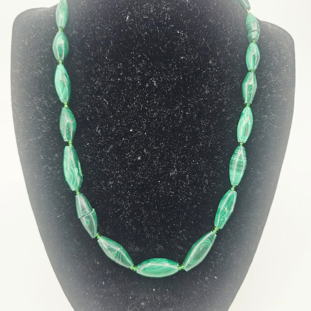 Vintage 1950's African MALACHITE Green Lozenge Crystal Bead Necklace 19 In READ